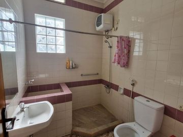 Rumah Gading kirana kelapa gading hadap taman siap pakai