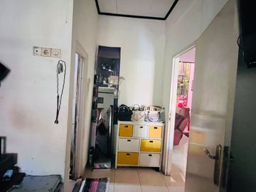 Dijual Rumah di Pondok Aren Dengan Bangunan 2 Lantai Harga Terjangkau UT-18761