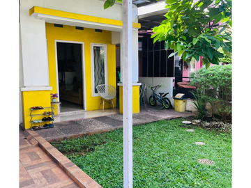 Dijual Rumah di Pondok Aren Dengan Bangunan 2 Lantai Harga Terjangkau UT-18761