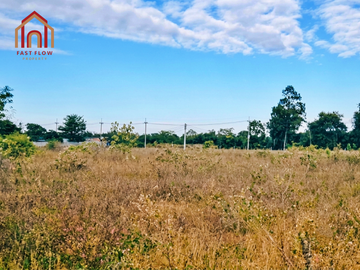 Vacant land for sale in Suranaree Industrial Estate, total area 3 rai 3 ngan 49 square wa (approximately 1.2 acres). Corner plot, frontage on 2 sides.
