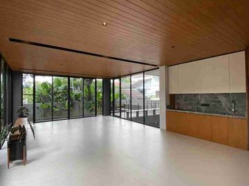 Kemang Selatan Modern Tropical Townhouse One Gate System 24 Hours Security