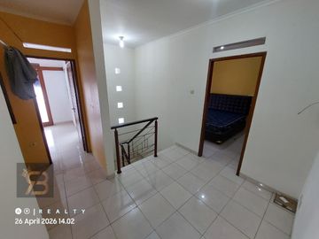 RUMAH SIAP HUNI DI SAYAP DAGO BANDUNG Hanya Selangkah ke Jalan Ir H Juanda