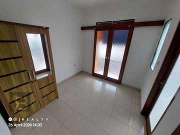 RUMAH SIAP HUNI DI SAYAP DAGO BANDUNG Hanya Selangkah ke Jalan Ir H Juanda