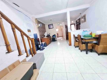jual rumah di perum KEBRAON karang pilang Surabaya