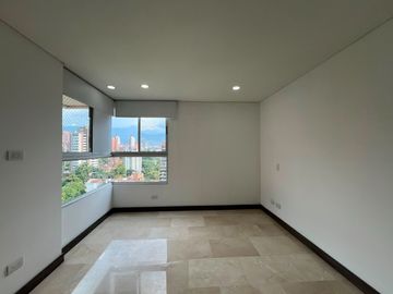 Apartamento en Arriendo en Los Parra, El Poblado
