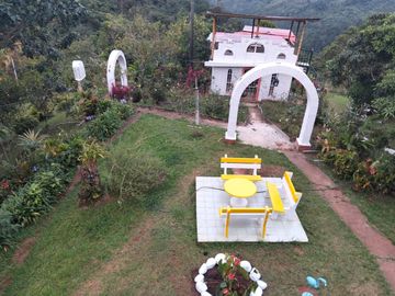 ALQUILO EXCELENTE FINCA CON SERVICIOS INCLUIDOS AL OESTE DE CALI EN PICHINDE.