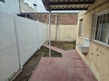Alquiler Casa Tte. Farias 58