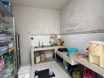 Disewakan Rumah Furnished Citraland Alam Hijau Surabaya Barat REV.A674