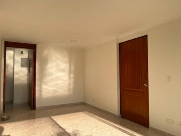 Apartamento en Arriendo en Los Balsos II, El Poblado