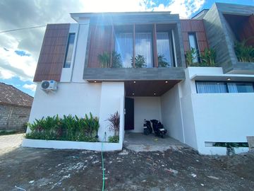 Di jual villa di padonan bali dekat dengan canggu