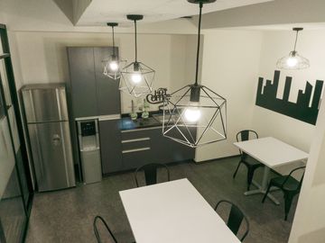 OFICINA EQUIPADA EN RENTA EN LEON, GUANAJUATO EDIFICIO PUERTA BAJIO - SERVICIOS INCLUIDOS
