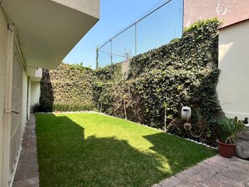 CASA EN RENTA LOMAS DE BELLAVISTA