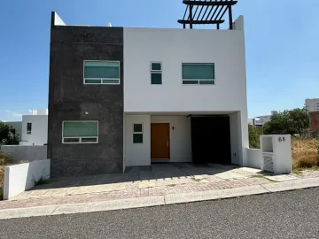 CASA EN VENTA EN PUNTA ESMERALDA CORREGIDORA, QUERÉTARO
