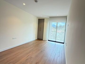 DEPARTAMENTO EN VENTA EN  PUERTAS DEL SOL CUENCA-ECUADOR