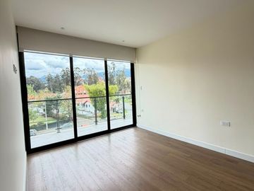 DEPARTAMENTO EN VENTA EN  PUERTAS DEL SOL CUENCA-ECUADOR