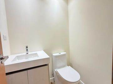 DEPARTAMENTO EN VENTA EN  PUERTAS DEL SOL CUENCA-ECUADOR