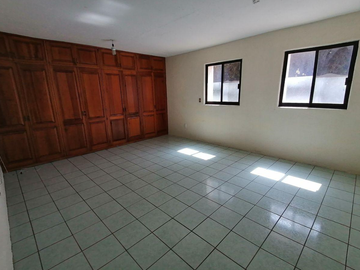 🏡 ¡Vive con Estilo y Amplitud en el Hogar de Tus Sueños!