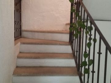 VENDO CONDOMINIO COL.  VISTA HERMOSA, CUERNAVACA