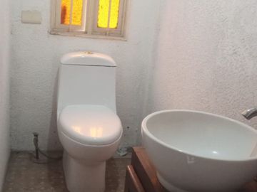 VENDO CONDOMINIO COL.  VISTA HERMOSA, CUERNAVACA