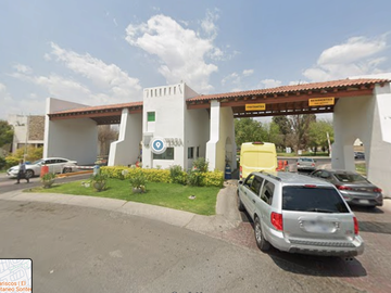Hermosa casa en Av. Sonterra, 76235 Santiago de Querétaro, Qro., México. No creditos.