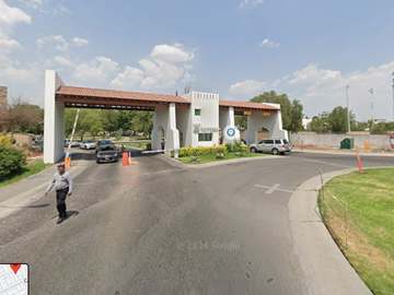 Hermosa casa en Av. Sonterra, 76235 Santiago de Querétaro, Qro., México. No creditos.