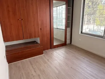 Amplia Casa Familiar En Venta | Vitacura | 4 Dormitorios