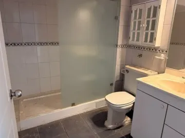 Amplia Casa Familiar En Venta | Vitacura | 4 Dormitorios