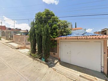 CASA EN VENTA EN LOS ÁLAMOS, OAXACA DE JUÁREZ, OAXACA.