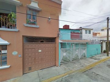 CASA EN VENTA EN AMATITLÁN, CUERNAVACA, MORELOS.