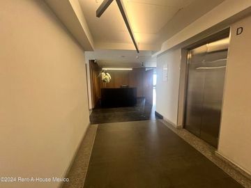 Oficina en Renta en Cuauhtémoc, Juarez CMB 27-179.