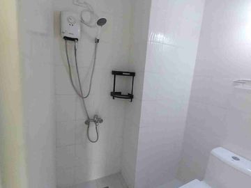 For Rent:Studio Condominium Semi Furnished and Allowed Pet in Talamban