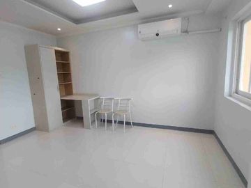 For Rent:Studio Condominium Semi Furnished and Allowed Pet in Talamban