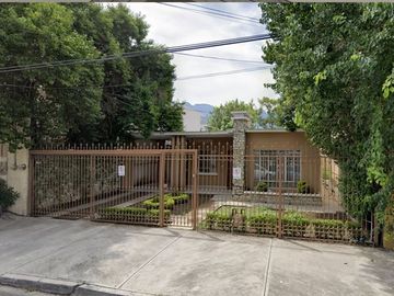 VENTA DE CASA EN MONTERREY