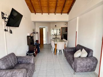 APARTAMENTO DE 90M2 EN CABECERA