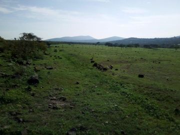 TERRENO EN VENTA EN SANTA TERESA HUIMILPAN QUERETARO PARA INVERSION Y USO MIXTO CERCA DEL CENTRO CIVICO