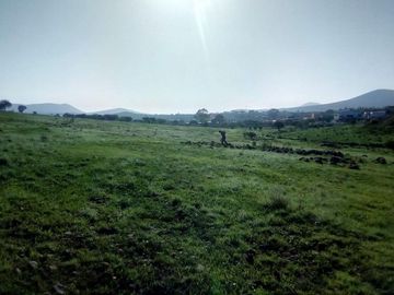 TERRENO EN VENTA EN SANTA TERESA HUIMILPAN QUERETARO PARA INVERSION Y USO MIXTO CERCA DEL CENTRO CIVICO