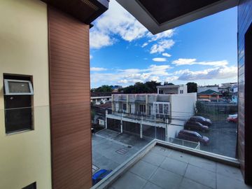 Ready for Occupancy Townhouse for Sale in Tandang Sora Compound Type-MD