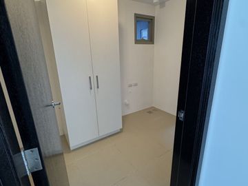 For Lease! 2 Bedroom + 2.5 Toilet & Bath at West Gallery Place, Taguig City - BGC