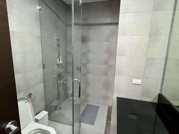 Spacious Premium 4-Bedroom Unit with Personal Swimming Pool at The Garden Towers