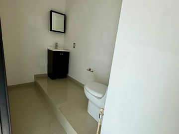 Oficina en Renta en Torre CS9800, Centro Sur, Querétaro - 136 m²