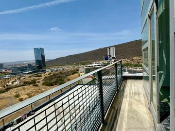 Oficina en Renta en Torre CS9800, Centro Sur, Querétaro - 136 m²