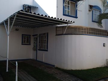 BONITA Y COMODA CASA EN VENTA EN ACAPULCO