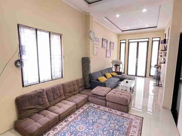 Rumah dijual Furnished siap huni harga nego serius lokasi strategis terawat aman SHM row jalan besar nyaman Antapani Bandung