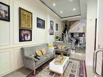 Rumah dijual Furnished siap huni harga nego serius lokasi strategis terawat aman SHM row jalan besar nyaman Antapani Bandung