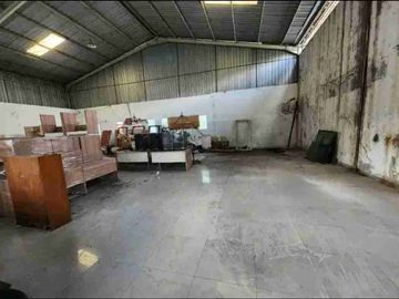 Gudang Strategis di Jual Di sewakanl di Jl. Adisucipto Solo