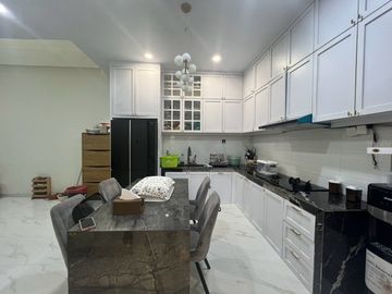 Di Jual Rumah di Nicco Residence Full Renovasi Siap Huni