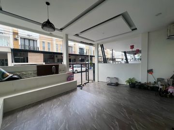 Di Jual Rumah di Nicco Residence Full Renovasi Siap Huni