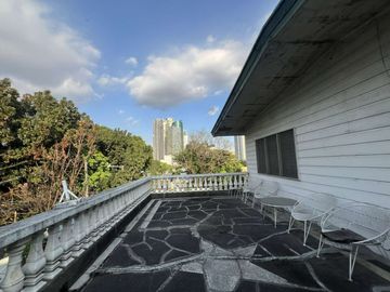 Prime Corner-Lot Opportunity in White Plains, Quezon City