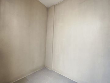 19M- 4 STOREY TOWNHOUSE w/ 3 BEDROOMS PLUS BUILT IN CLOSET, FOR SALE IN CULIAT QUEZON CITY