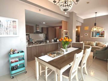 3BR 3 Bedroom and 2T&B Condo for Sale at the St. Moritz Private Estates Mckinley West, Taguig City